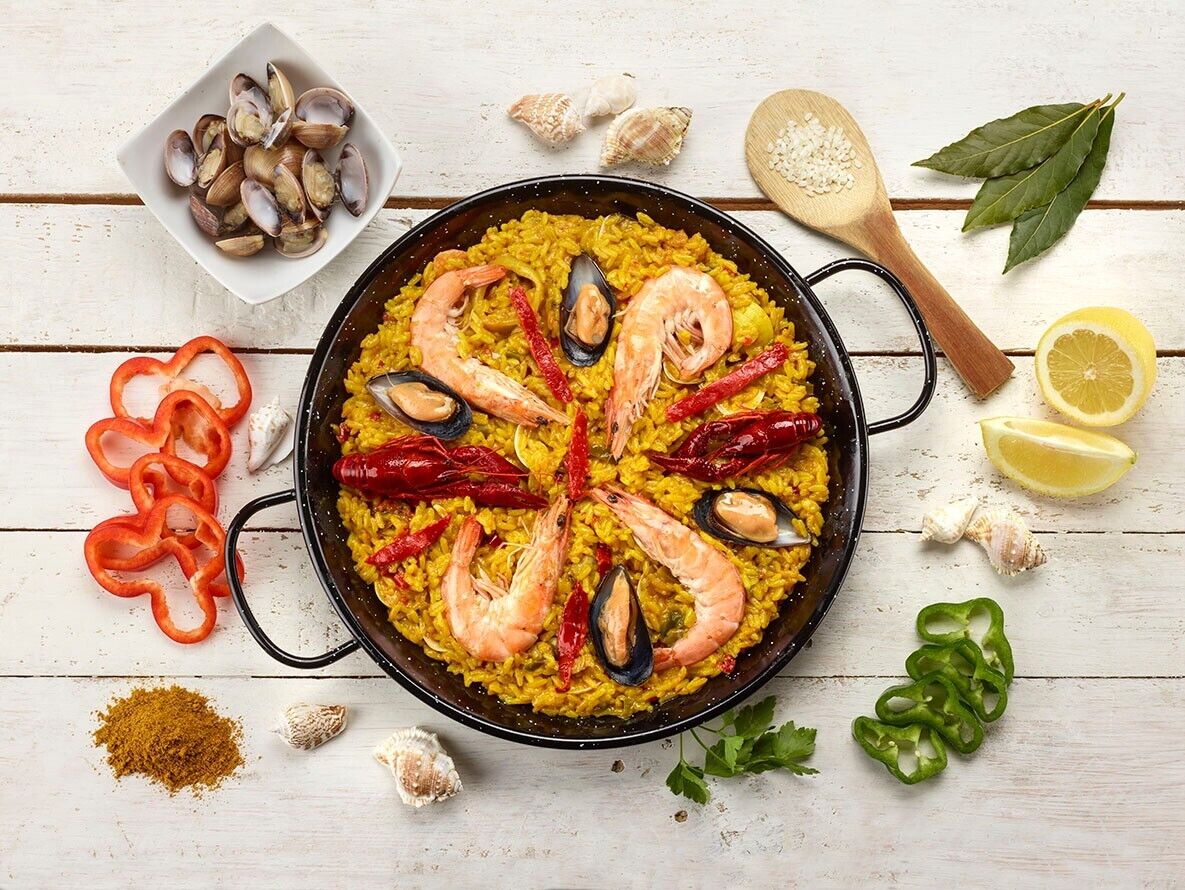 Estrella Spanish paella pan 28cm